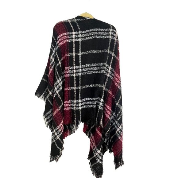 Knit Sweater Poncho OS Black Oversize Shawl Wrap Blanket Tassels Boho 80s Preppy - Picture 7 of 9